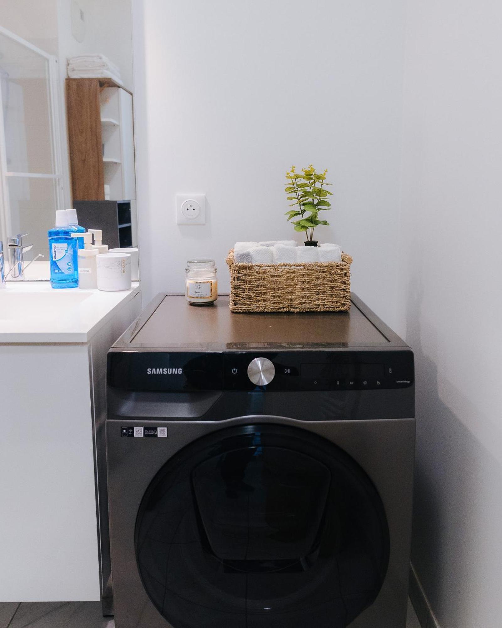 Appartement Luxueux, Neuf & Equipe A Versailles, Saint-Cyr-lʼÉcole Dış mekan fotoğraf