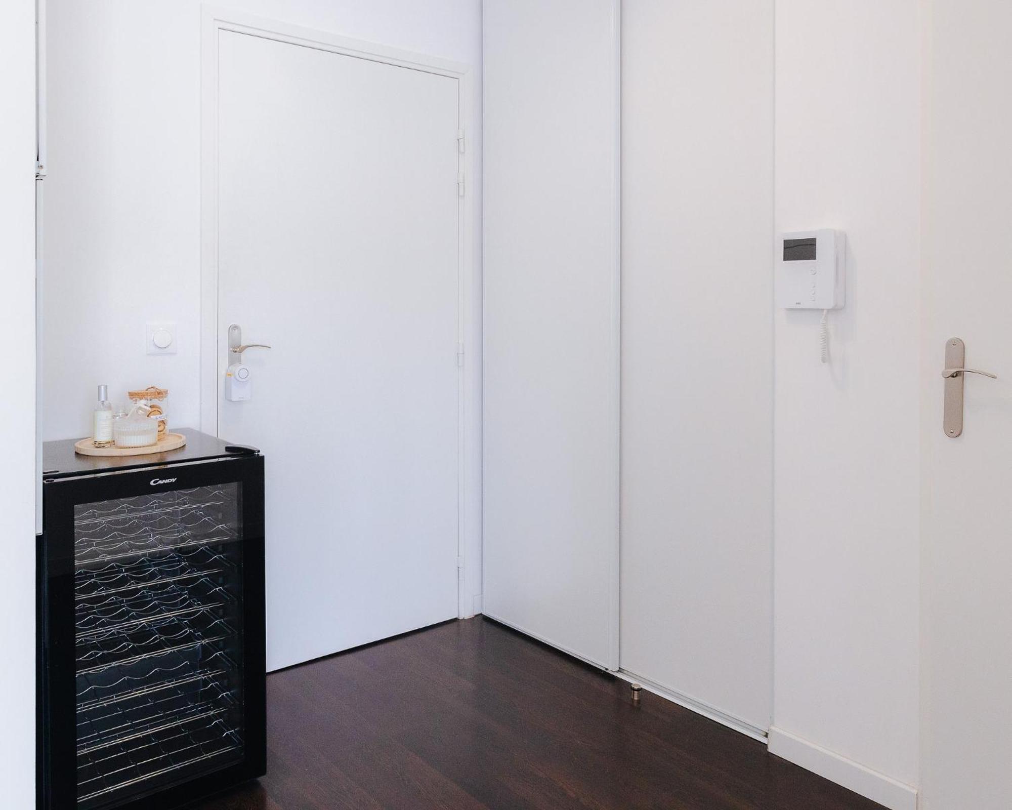 Appartement Luxueux, Neuf & Equipe A Versailles, Saint-Cyr-lʼÉcole Dış mekan fotoğraf